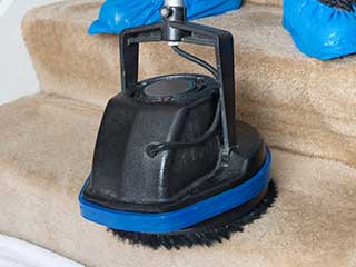 Choosing the Right Equipment for Your Carpet | Burbank Carpet Cleaning